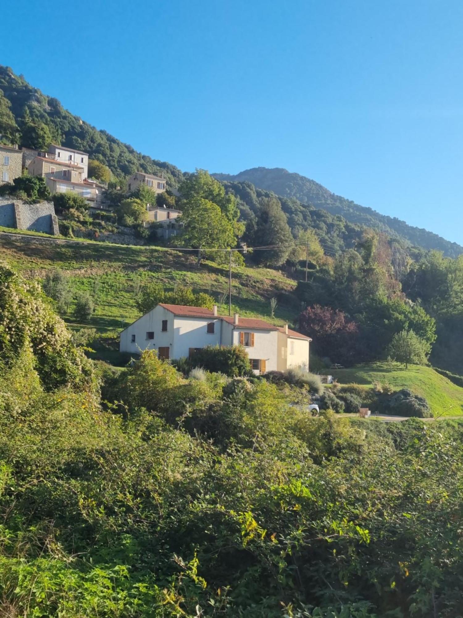 Cote Lac Tolla Exterior photo