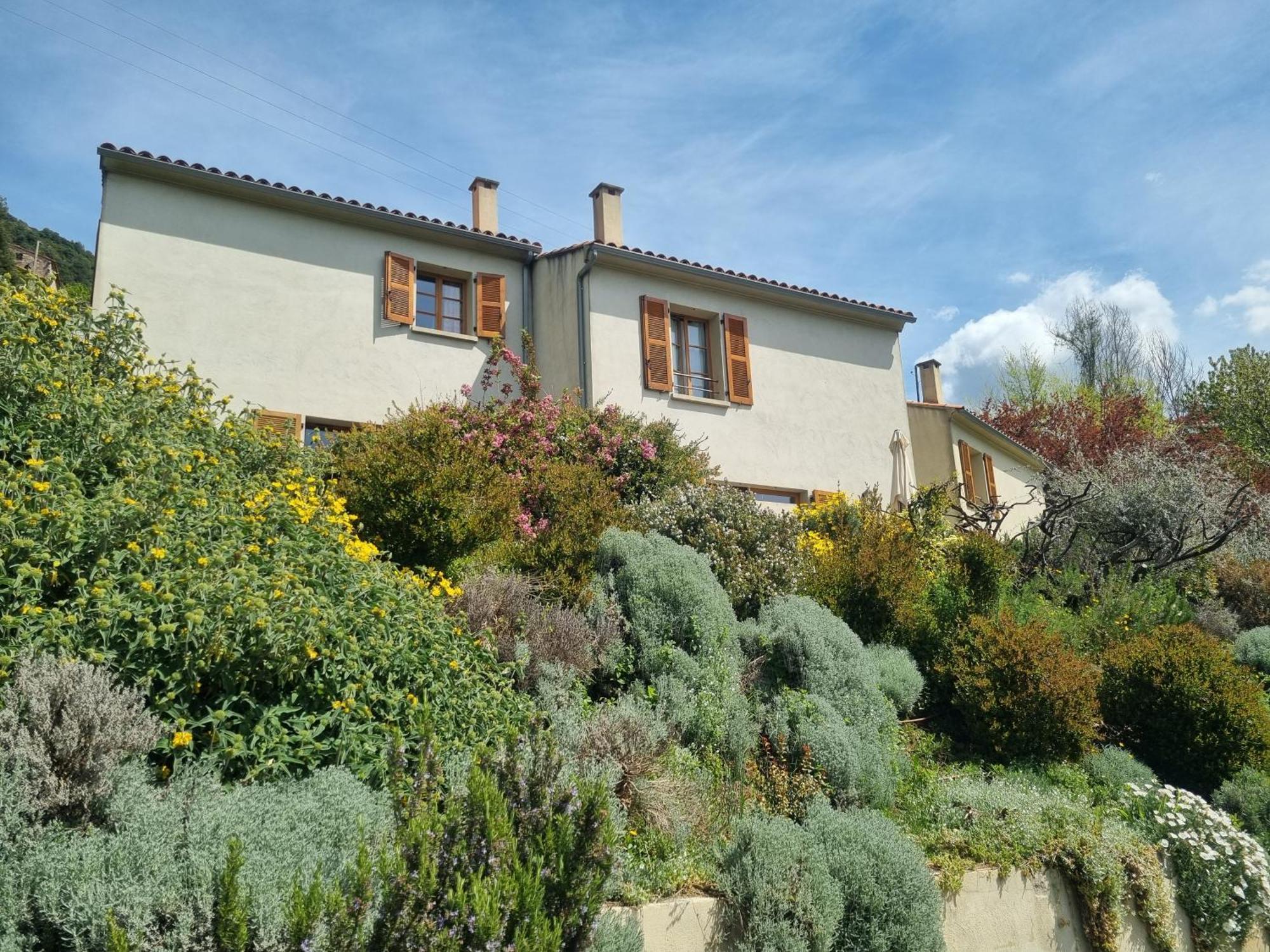 Cote Lac Tolla Exterior photo